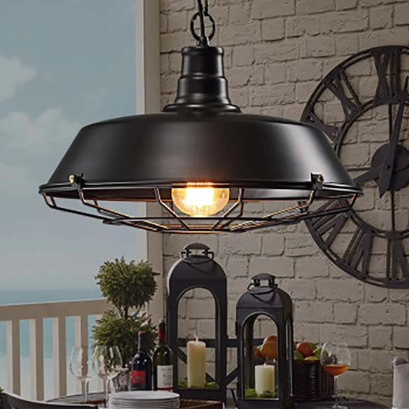 Suspension industrielle noire en fer - Marat