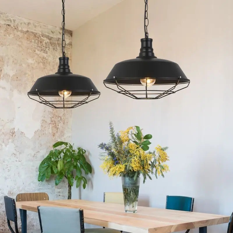 Suspension industrielle noire en fer - Marat