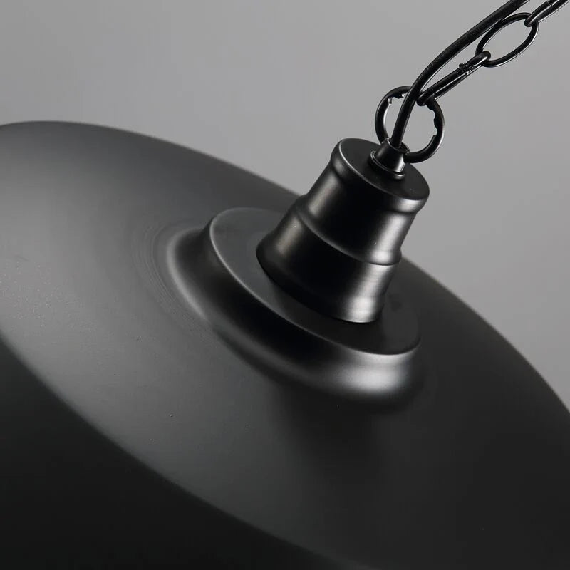 Suspension industrielle noire en fer - Marat